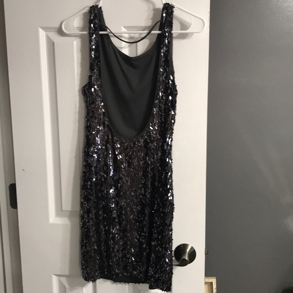 Express Sequin Dress - Picture 4 of 5